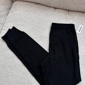 NWT Old Navy Black Leggings Versatile Comfort